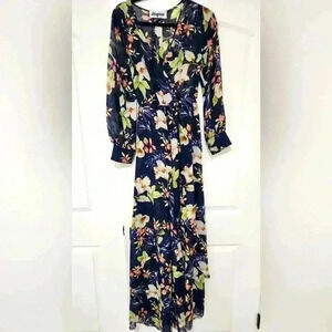 Meghan los angles dress